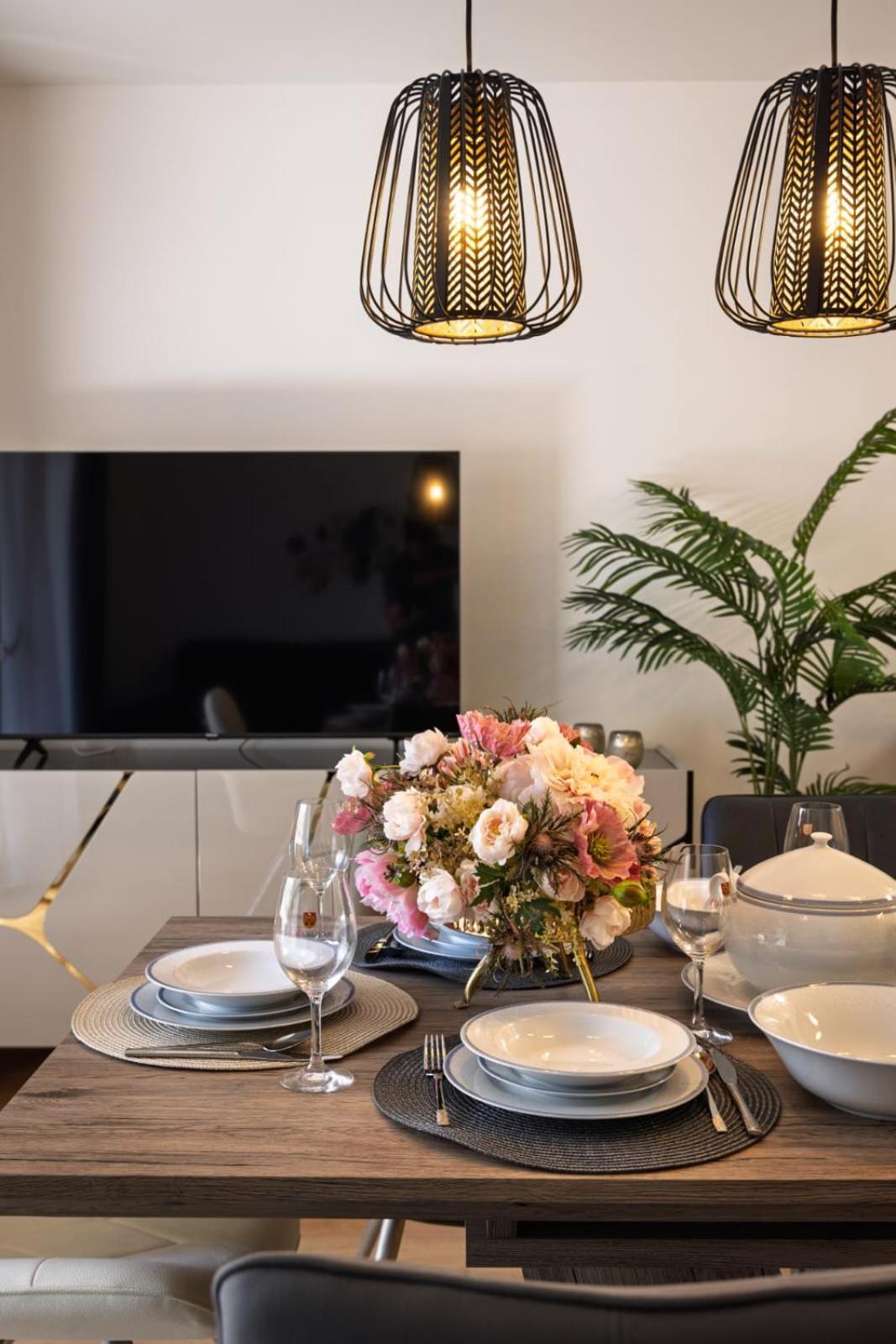 Apartman Mirela's Golden Luxury *